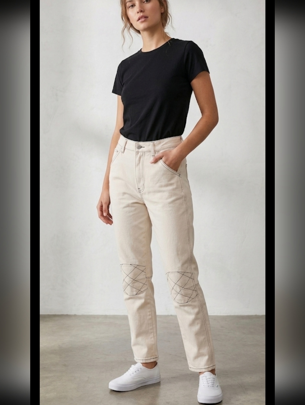 NWT BDG Moto Jeans with Contrasting Stitching Size 26